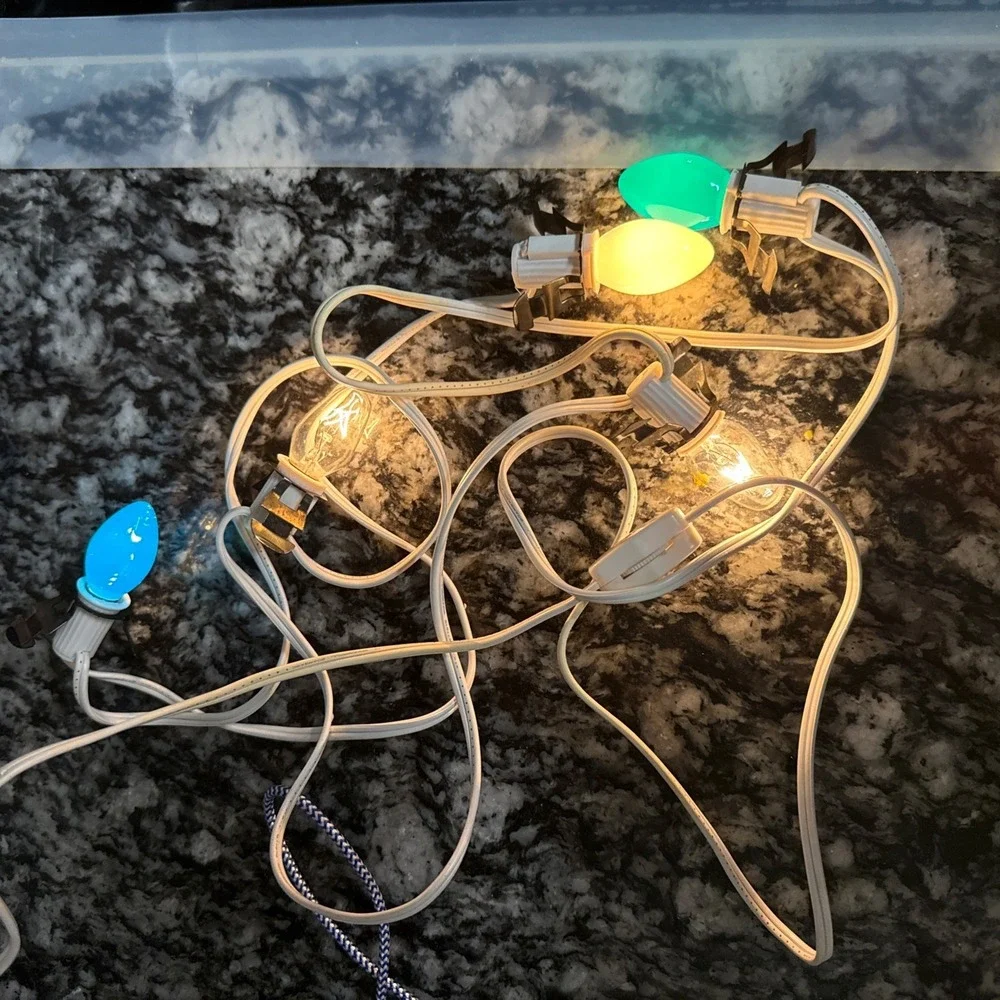 Vintage 1990's Mercuries Christmas Village -set Of 5 Stores w/ Light Cord